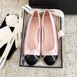 Chanel Pink and Black Women's Ballet Flats